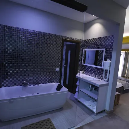 Hotel 1 Maji 4*