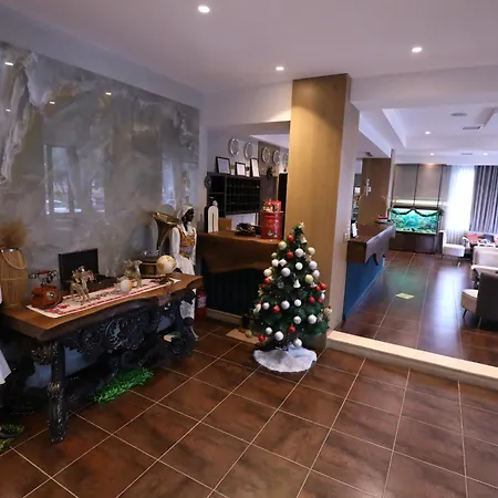 1 Maji 4* Pogradec