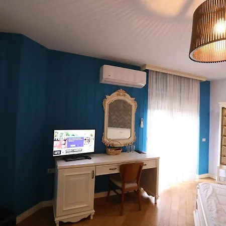Hotel 1 Maji 4*
