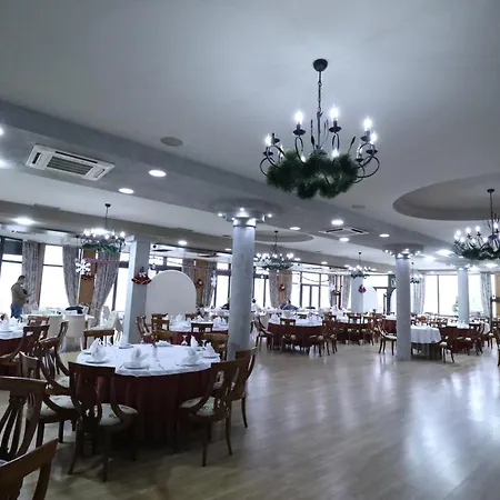 1 Maji Hotel Pogradec