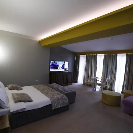 1 Maji Pogradec