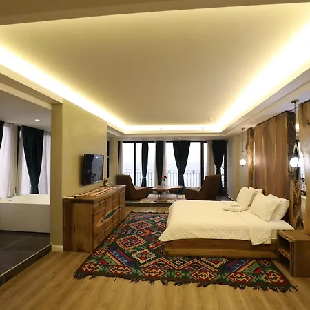 1 Maji 4* Pogradec