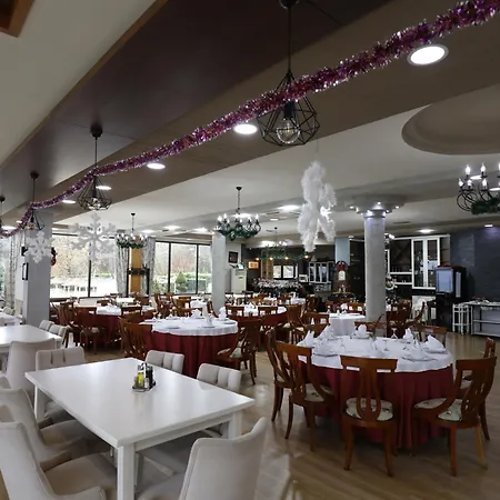 Hotel 1 Maji