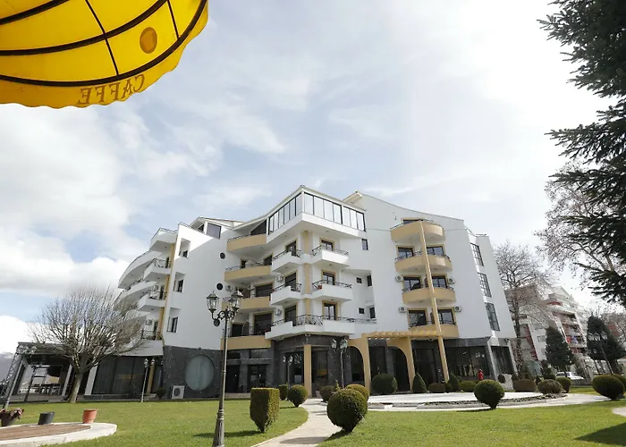 Hotel 1 Maji Pogradec