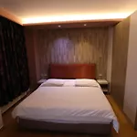 1 Maji 4* Pogradec