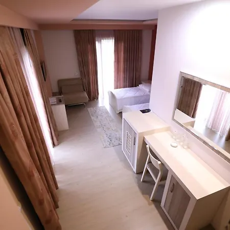 Hotel 1 Maji Pogradec