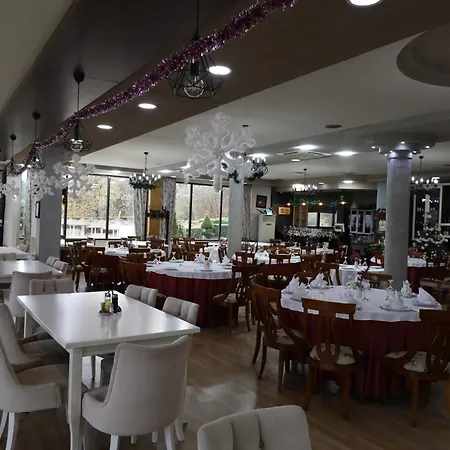 1 Maji Hotel Pogradec