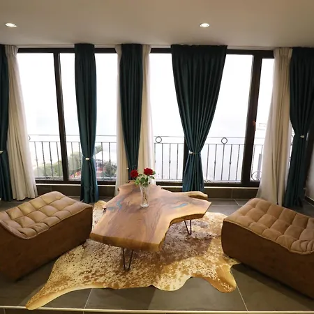 Hotel 1 Maji Pogradec