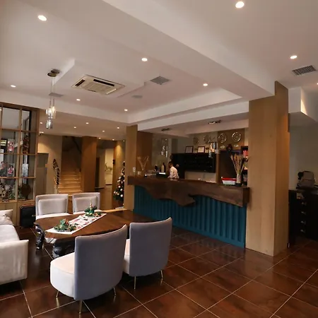 1 Maji Hotel Pogradec