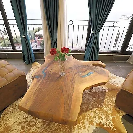 Hotell 1 Maji Pogradec