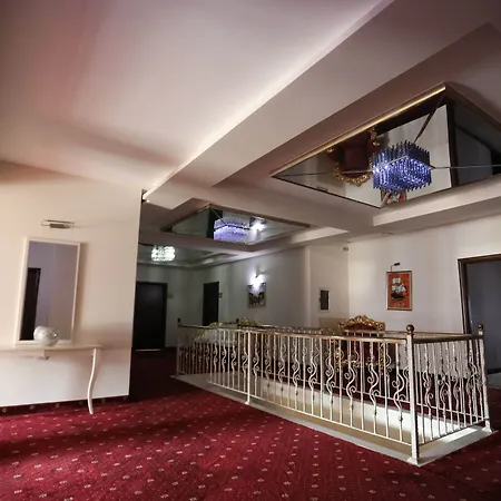 1 Maji Hotel Pogradec