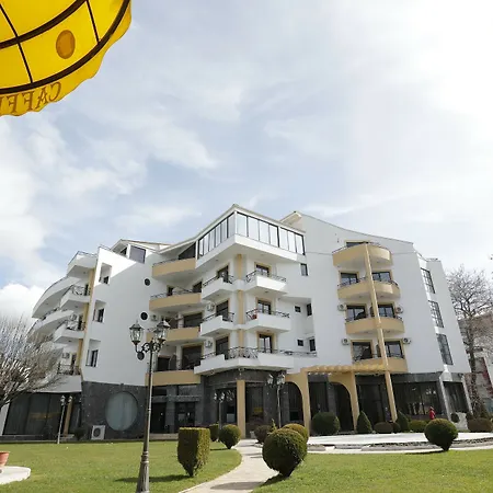 Hotel 1 Maji Pogradec