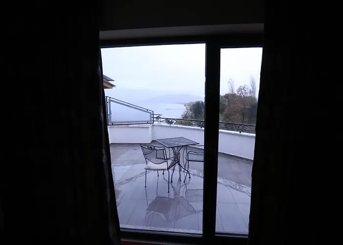 Hotel 1 Maji Pogradec